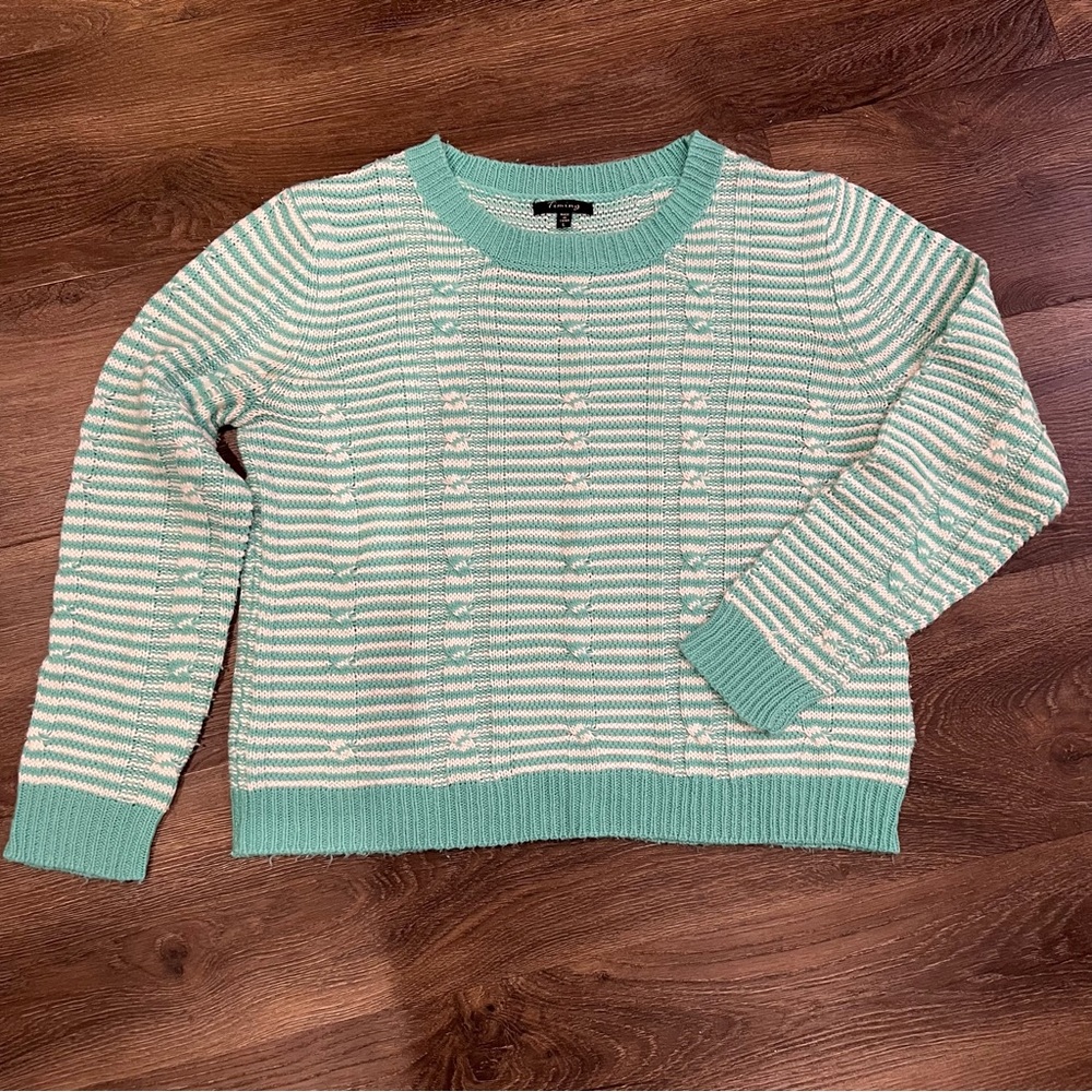 Green white sweater